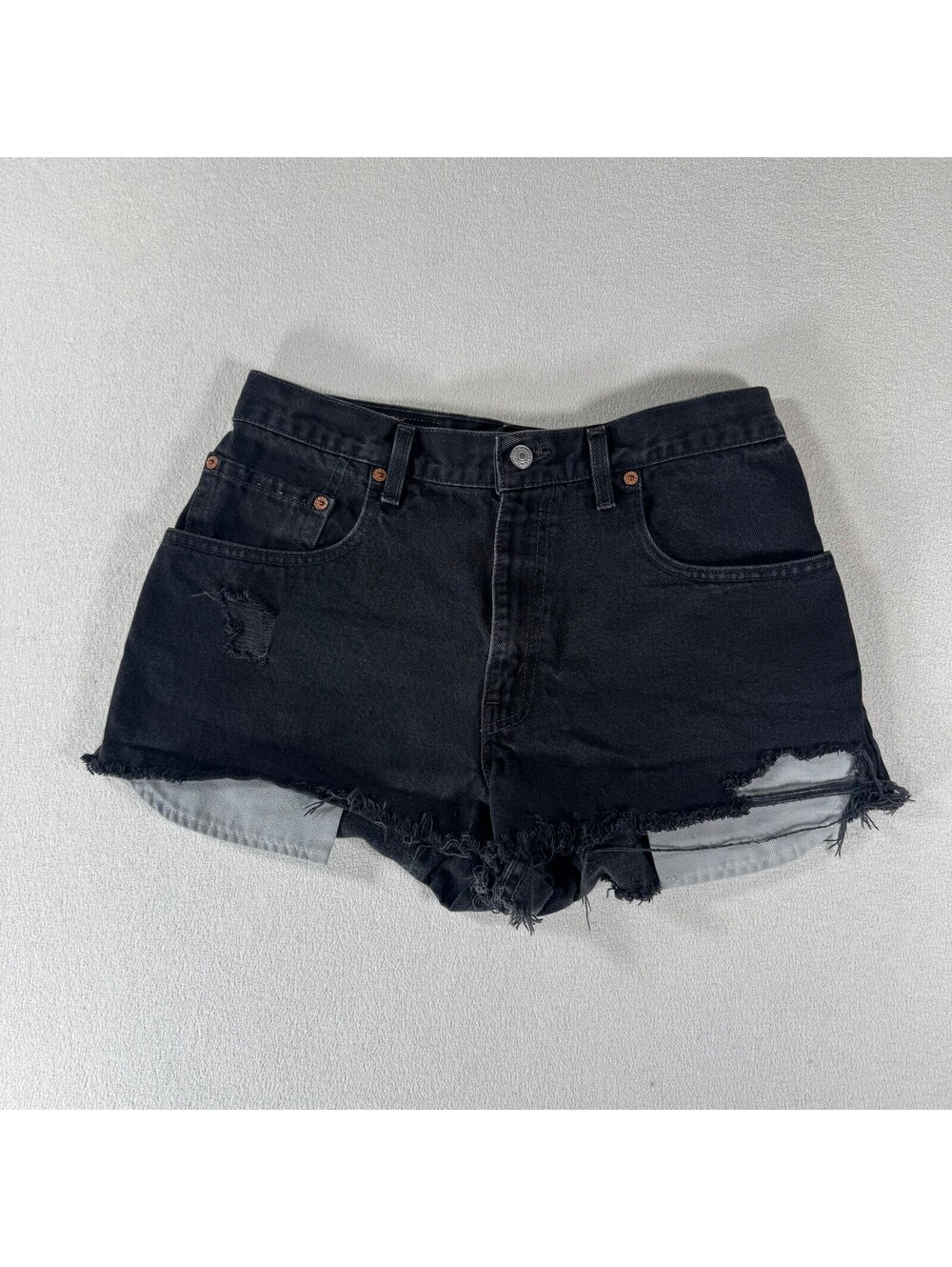 Vintage Levi's 560 Black Distressed Denim Shorts Size W32